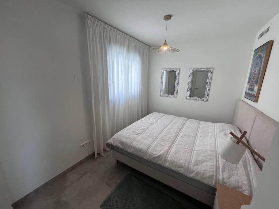 Infinity Estepona Centro Luaran gambar