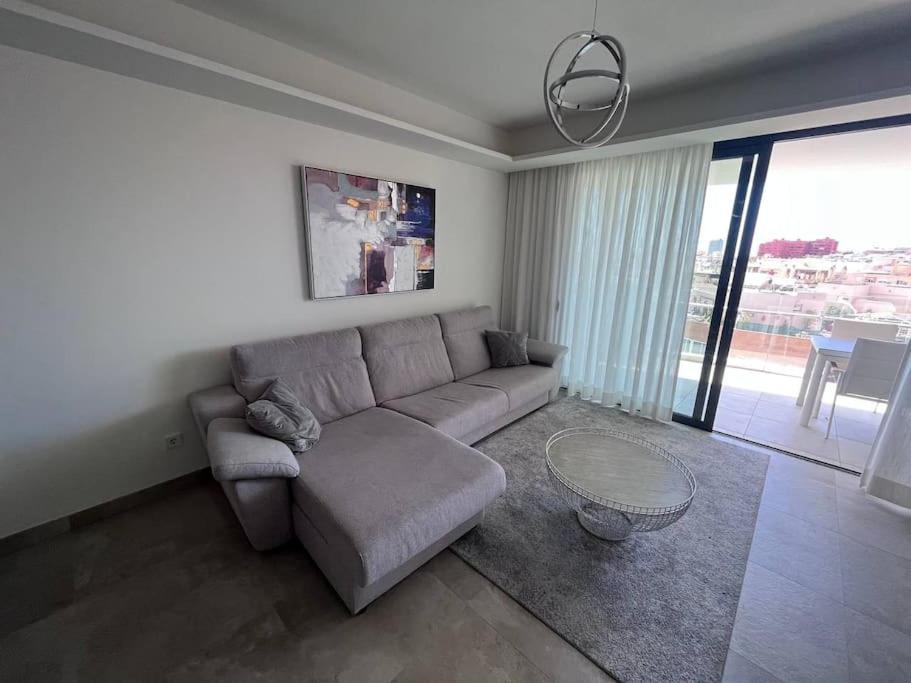 Infinity Estepona Centro Luaran gambar