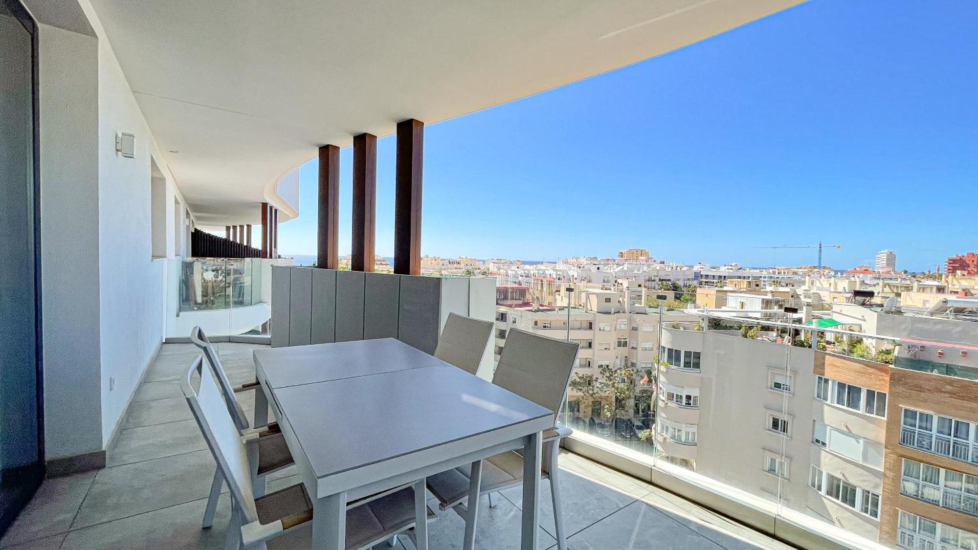Infinity Estepona Centro Luaran gambar